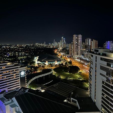 Lamour Ocean View Apartment I In Casino Broadbeach - Free Parking-195Cm 黄金海岸 外观 照片